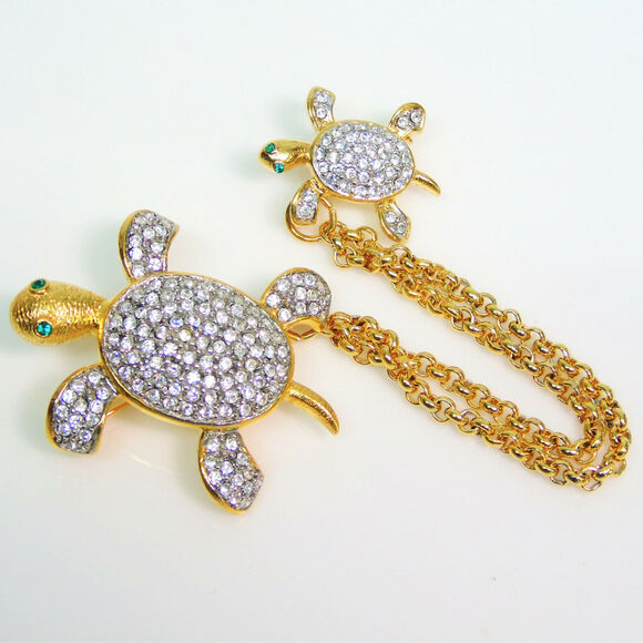 Joan Rivers TURTLE + BABY TURTLE PAVE CRYSTAL PINS Brooch Gold Plate Rhinestones - Picture 5 of 8